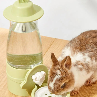 Leakproof Pet Water Dispenser 600ml Anti-Splash Rabbit Drinking Bowl